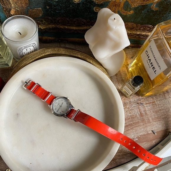 Orange strap Times wristwatch - Picture 1 of 8